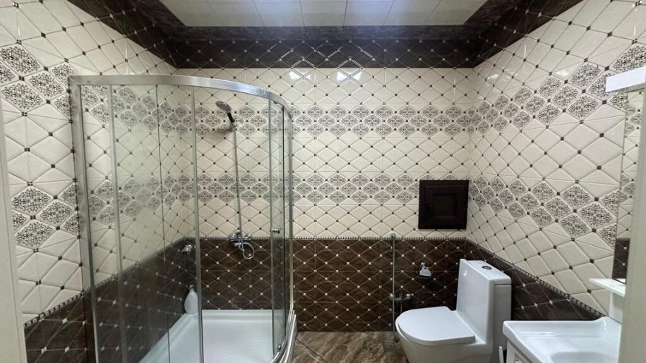 Kirayə verilir 2 otaqlı yeni tikili, 80 m², 28 May m.-9