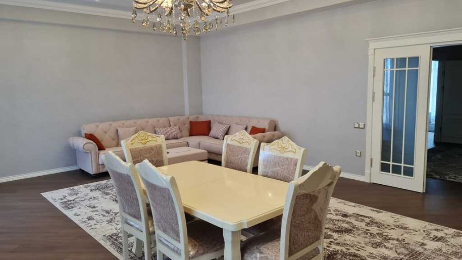 Kirayə verilir 3 otaqlı yeni tikili, 172 m², Xətai m.-1