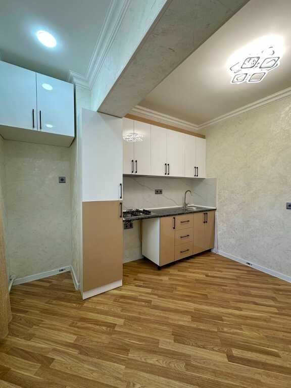 Satılır 2 otaqlı köhnə tikili, 50 m², Həzi Aslanov m.-5