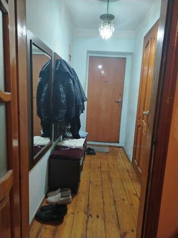 Kirayə verilir 2 otaqlı köhnə tikili, 50 m², Elmlər Akademiyası m.-4