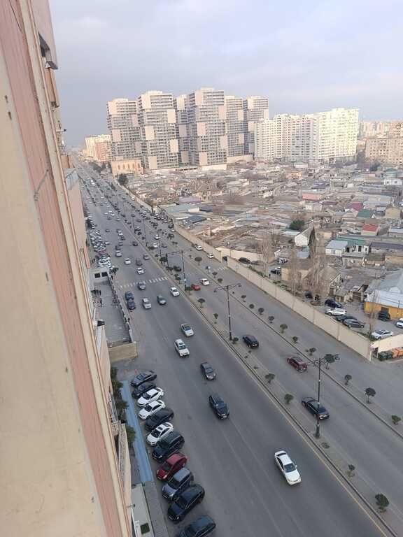 Satılır 4 otaqlı yeni tikili, 230 m², İnşaatçılar m.-3