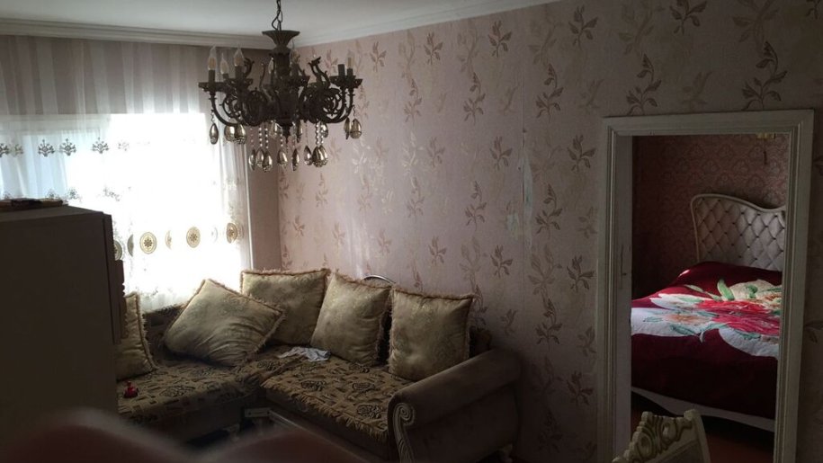 Satılır 4 otaqlı köhnə tikili, 110 m², Qaraçuxur-5