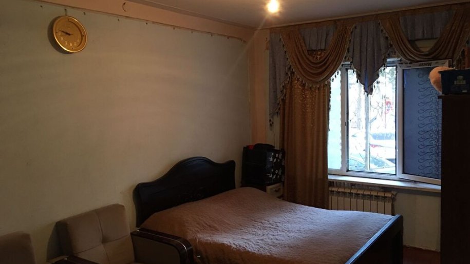 Satılır 4 otaqlı köhnə tikili, 110 m², Qaraçuxur-9