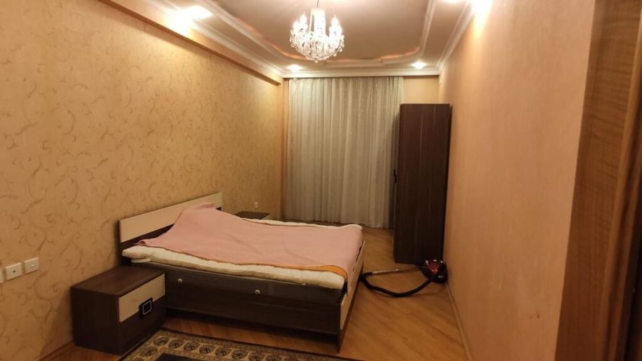 Kirayə verilir 3 otaqlı yeni tikili, 185 m², 28 May m.-5