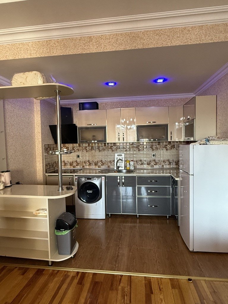 Kirayə verilir 2 otaqlı yeni tikili, 65 m², Həzi Aslanov m.-13