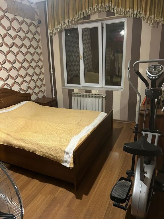 Satılır 2 otaqlı köhnə tikili, 65 m², Azadlıq Prospekti m.-7