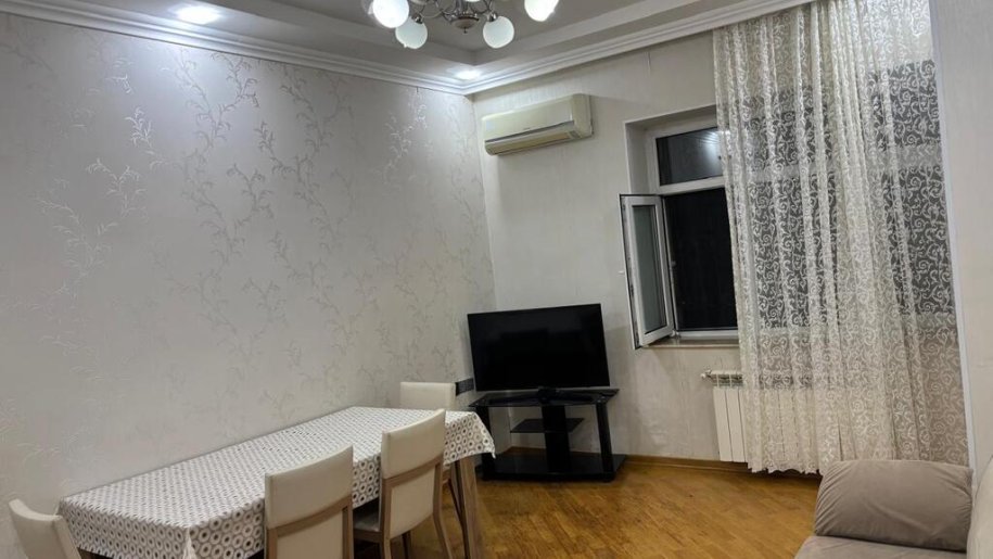 Kirayə verilir 2 otaqlı köhnə tikili, 55 m², Nəsimi-3