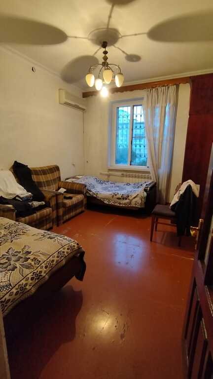 Satılır 5 otaqlı köhnə tikili, 130 m², Azadlıq Prospekti m.-4