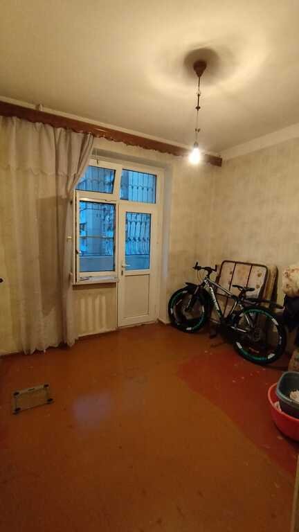 Satılır 5 otaqlı köhnə tikili, 130 m², Azadlıq Prospekti m.-12