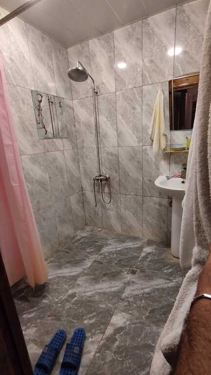 Satılır 5 otaqlı köhnə tikili, 130 m², Azadlıq Prospekti m.-16