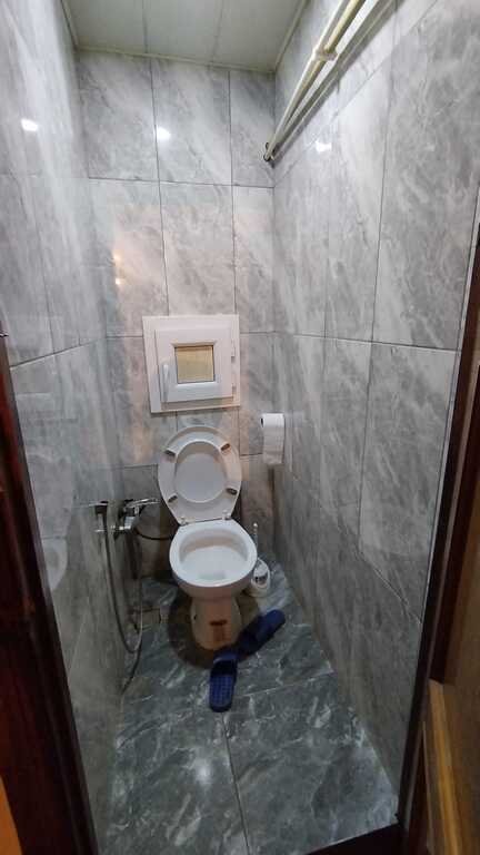 Satılır 5 otaqlı köhnə tikili, 130 m², Azadlıq Prospekti m.-17