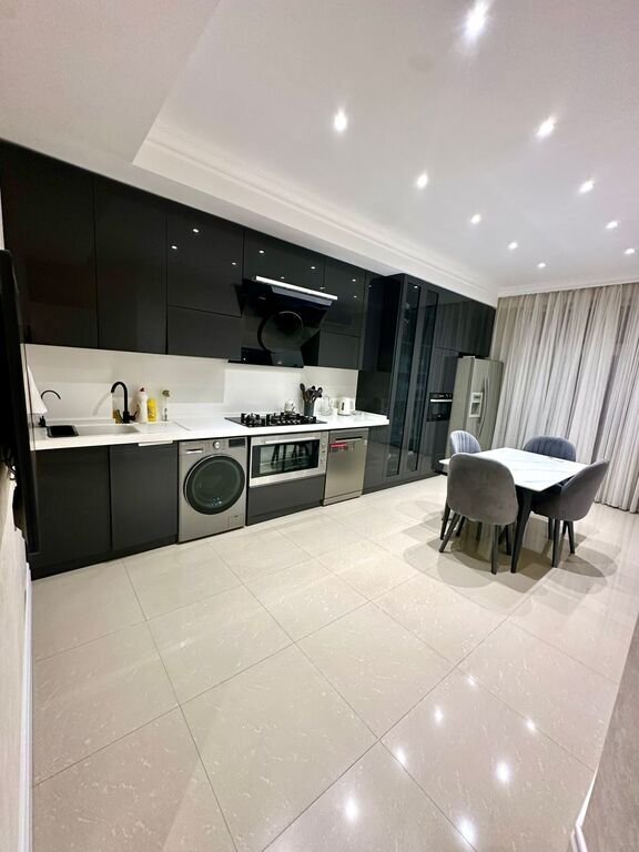 Satılır 3 otaqlı yeni tikili, 140 m², Xətai m.-10