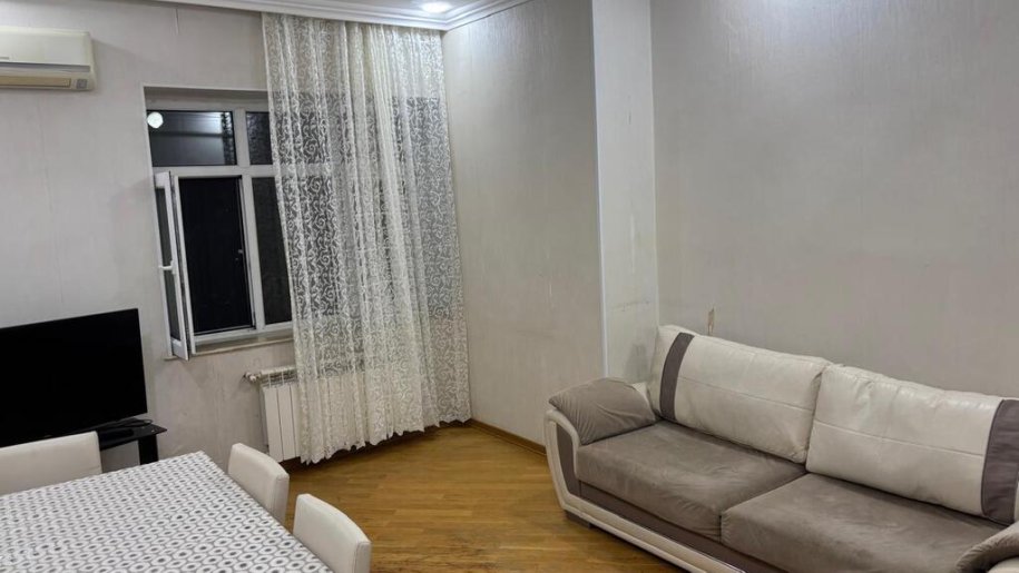 Kirayə verilir 2 otaqlı köhnə tikili, 55 m², Nəsimi-2