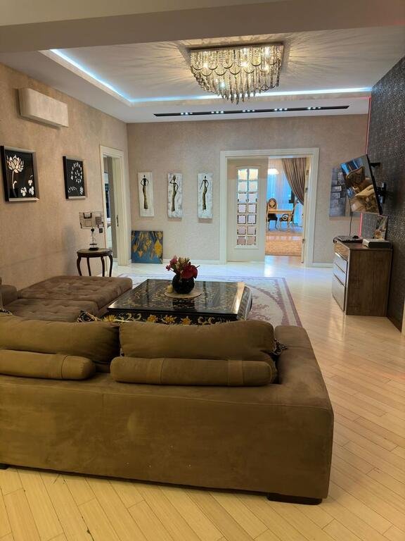 Satılır 4 otaqlı yeni tikili, 238 m², Xətai m.-12