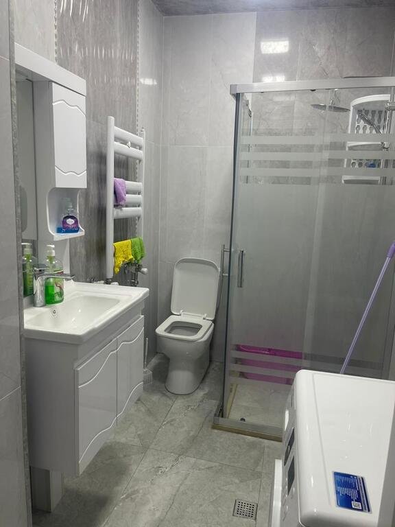 Kirayə verilir 2 otaqlı yeni tikili, 65 m², 28 May m.-9