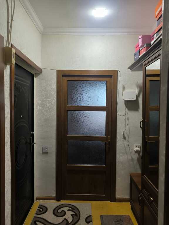 Satılır 2 otaqlı köhnə tikili, 58 m², Massiv D-12