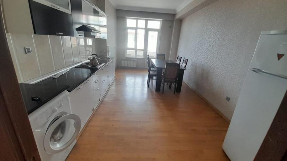 Kirayə verilir 3 otaqlı yeni tikili, 140 m², Xətai m.-7