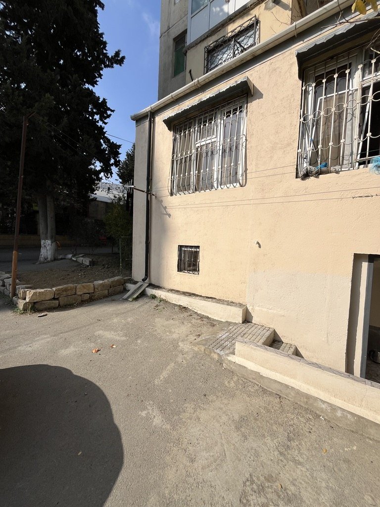 19 kv.m. obyekt icarəyə verilir, Memar Əcəmi m.-6