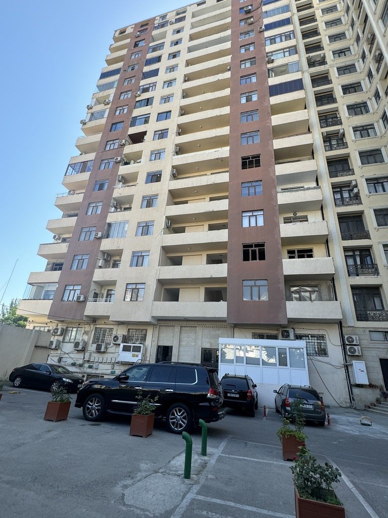 Satılır 3 otaqlı yeni tikili, 150 m², Elmlər Akademiyası m.-3