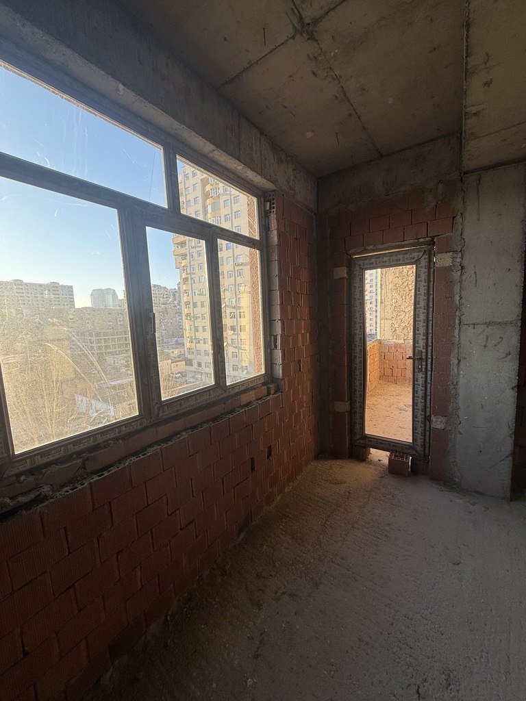 Satılır 3 otaqlı yeni tikili, 150 m², Elmlər Akademiyası m.-18