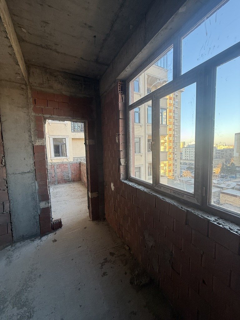 Satılır 3 otaqlı yeni tikili, 150 m², Elmlər Akademiyası m.-20