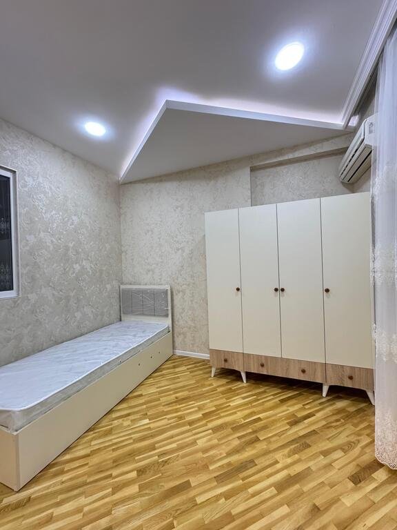 Kirayə verilir 3 otaqlı yeni tikili, 90 m², İnşaatçılar m.-10