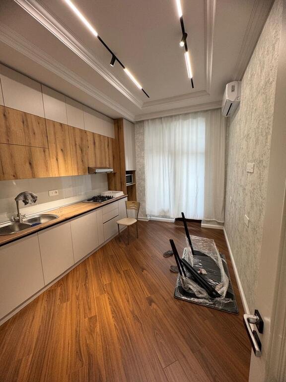Kirayə verilir 3 otaqlı yeni tikili, 125 m², Gənclik m.-1