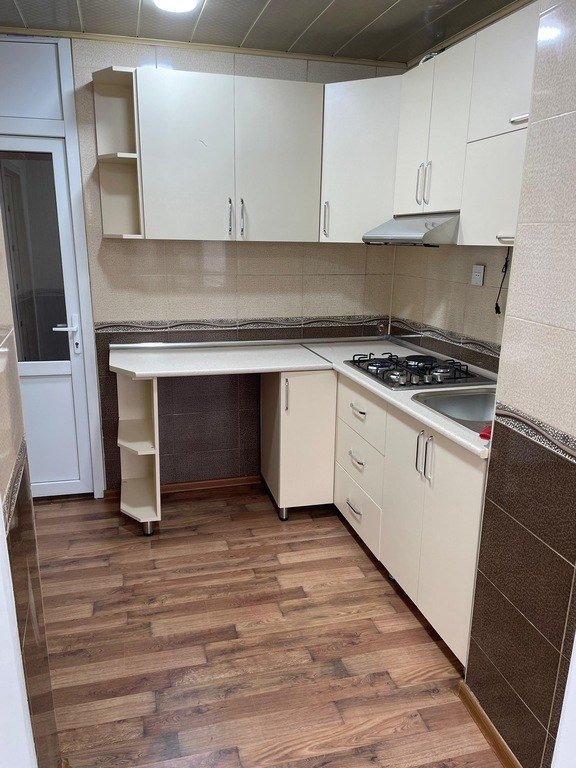 Kirayə verilir 3 otaqlı köhnə tikili, 90 m², Gənclik m.-10