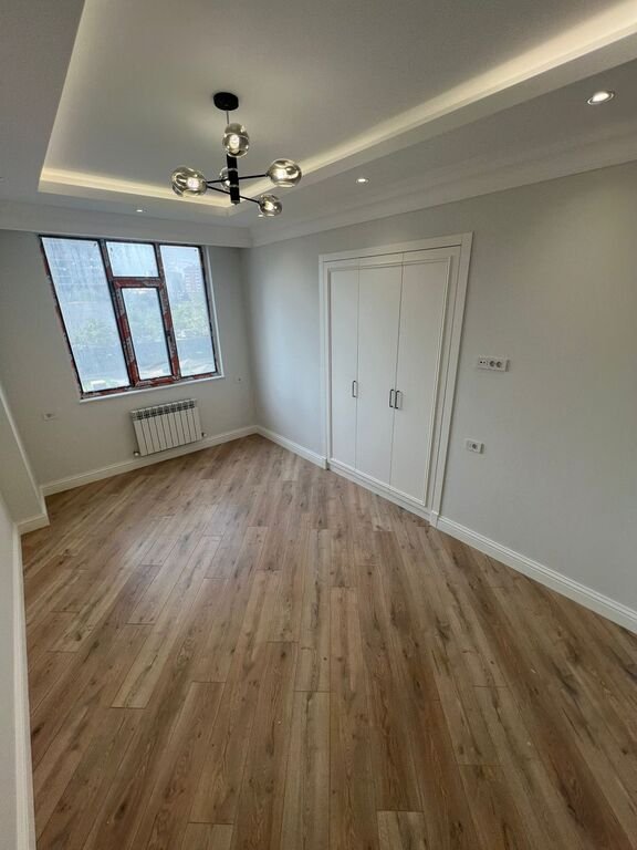 Satılır 4 otaqlı yeni tikili, 225 m², 8 noyabr-5