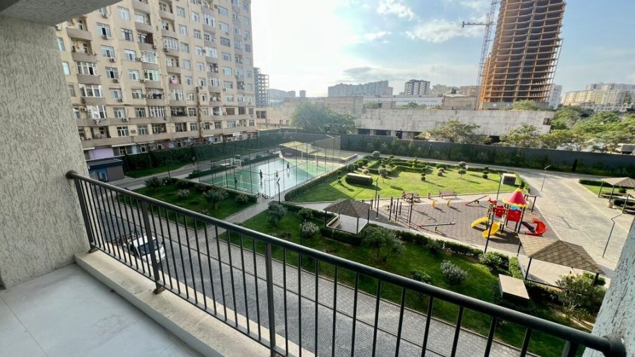 Satılır 4 otaqlı yeni tikili, 225 m², 8 noyabr-20