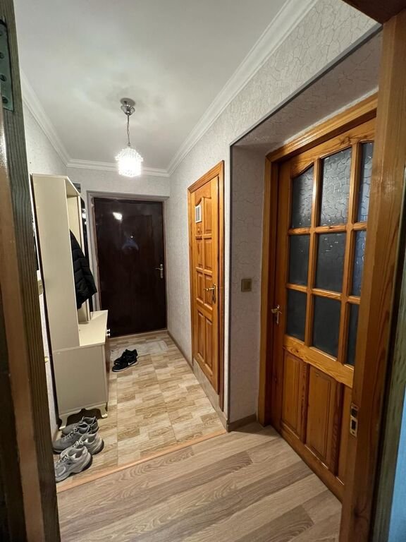 Kirayə verilir 2 otaqlı köhnə tikili, 50 m², İnşaatçılar m.-6