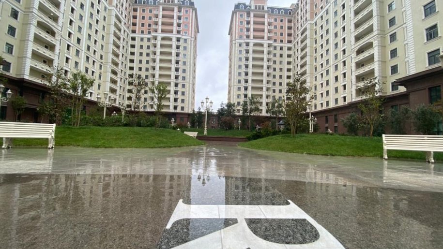 Satılır 2 otaqlı yeni tikili, 68 m², Elmlər Akademiyası m.-1