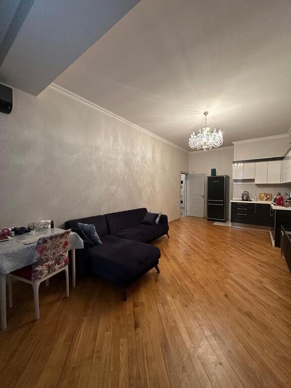 Satılır 2 otaqlı yeni tikili, 68 m², Elmlər Akademiyası m.-5