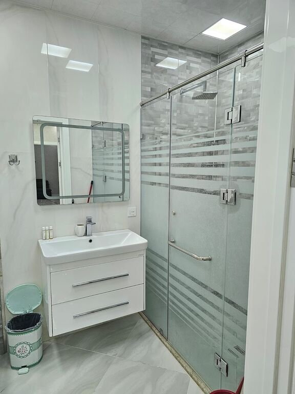 Satılır 3 otaqlı yeni tikili, 107 m², 8 noyabr-17
