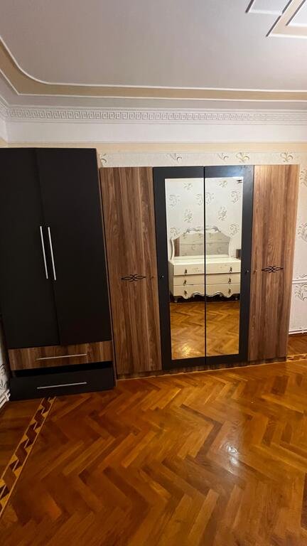 Kirayə verilir 4 otaqlı köhnə tikili, 130 m², Nəriman Nərimanov m.-19