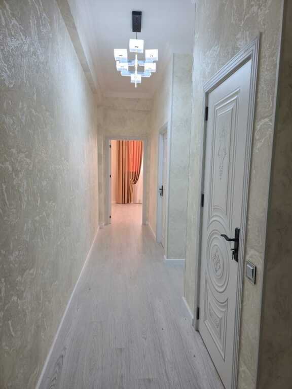 Satılır 2 otaqlı yeni tikili, 65 m², İnşaatçılar m.-6
