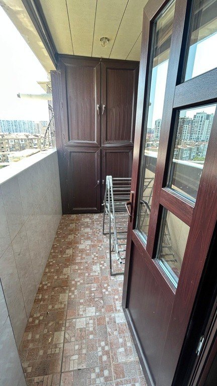 Satılır 3 otaqlı köhnə tikili, 70 m², Qara Qarayev m.-10