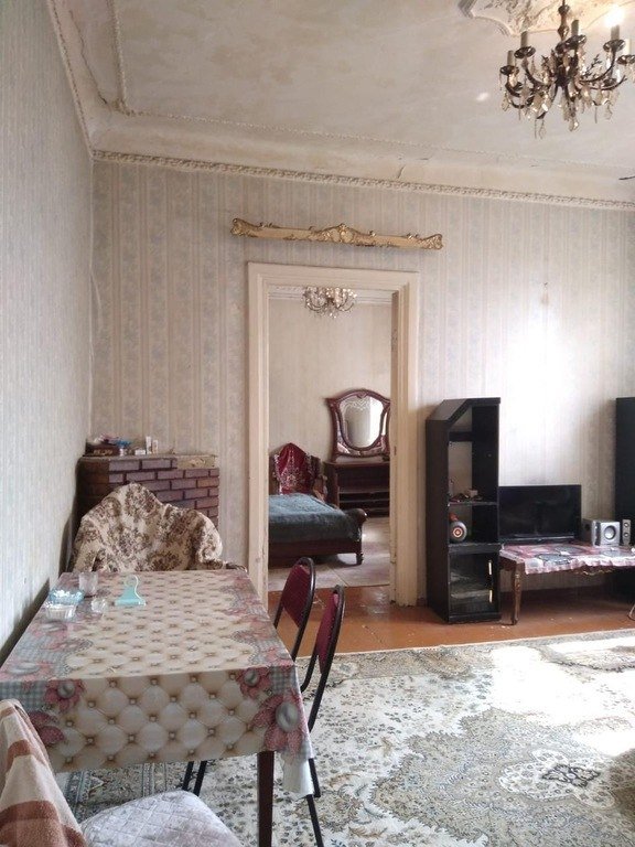 Satılır 3 otaqlı köhnə tikili, 95 m², 28 May m.-1