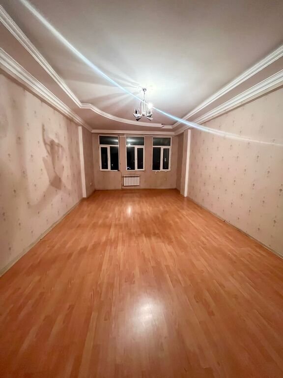 Satılır 3 otaqlı yeni tikili, 130 m², Memar Əcəmi m.-1