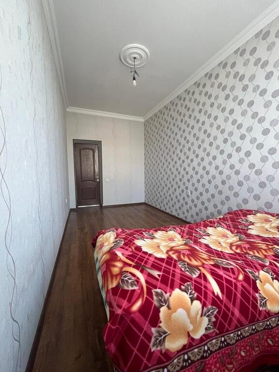 Satılır 2 otaqlı köhnə tikili, 50 m², Qara Qarayev m.-7