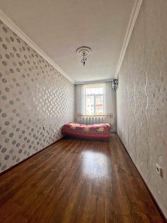 Satılır 2 otaqlı köhnə tikili, 50 m², Qara Qarayev m.-8