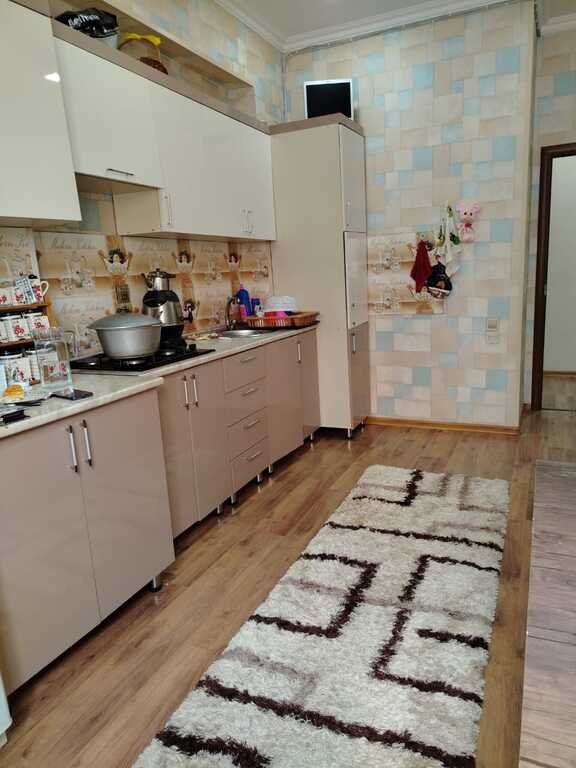 Kirayə verilir 2 otaqlı köhnə tikili, 70 m², Massiv D-16