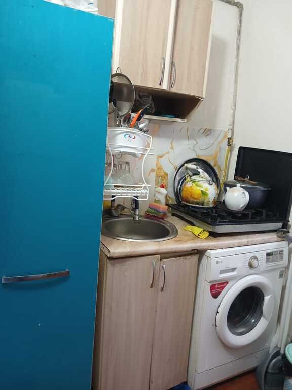 Satılır 3 otaqlı köhnə tikili, 50 m², Neftçilər m.-13
