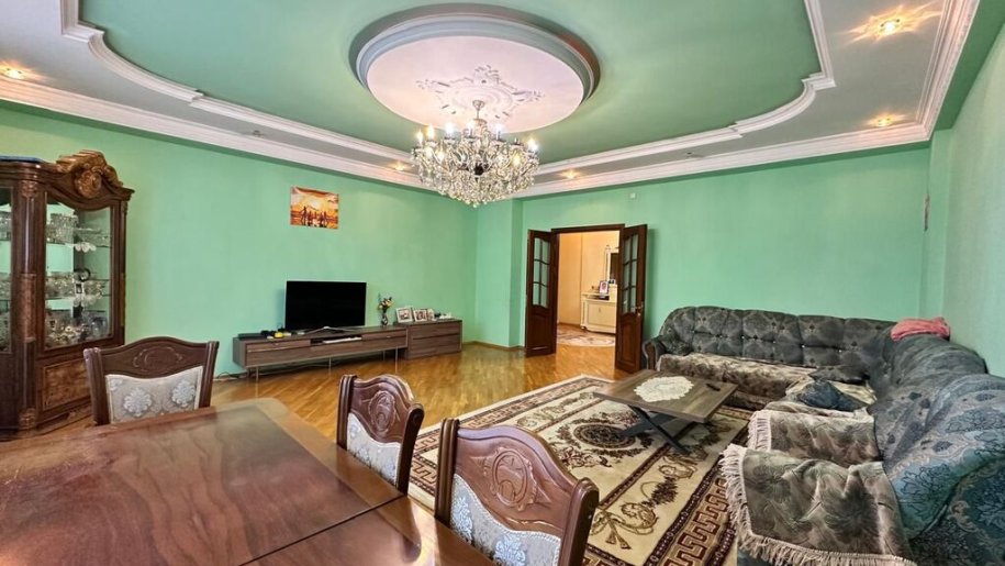 Satılır 5 otaqlı yeni tikili, 208 m², Nəsimi-2