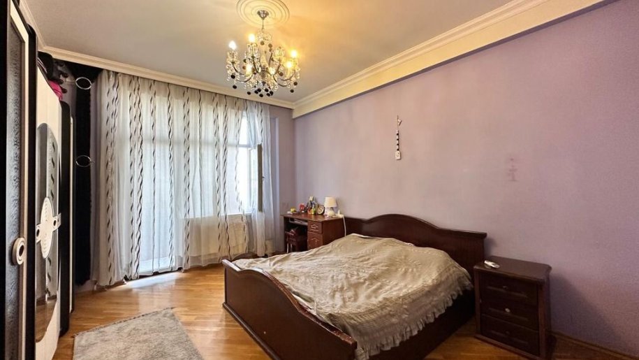 Satılır 5 otaqlı yeni tikili, 208 m², Nəsimi-5