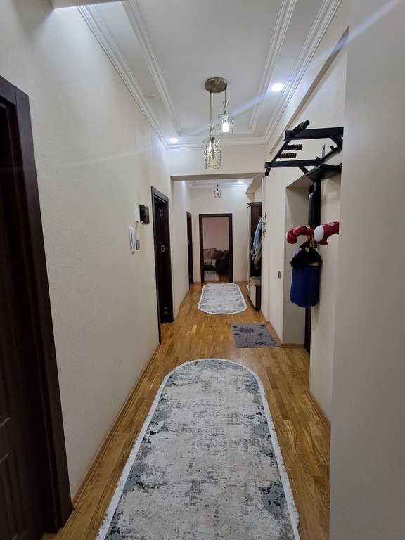 Satılır 3 otaqlı yeni tikili, 98 m², Neftçilər m.-8