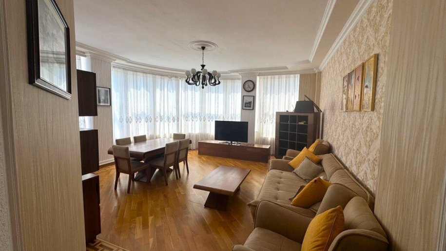 Satılır 3 otaqlı yeni tikili, 156 m², Elmlər Akademiyası m.-4