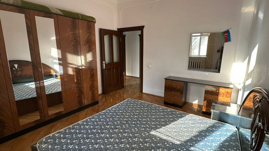 Kirayə verilir 2 otaqlı yeni tikili, 80 m², İnşaatçılar m.-2