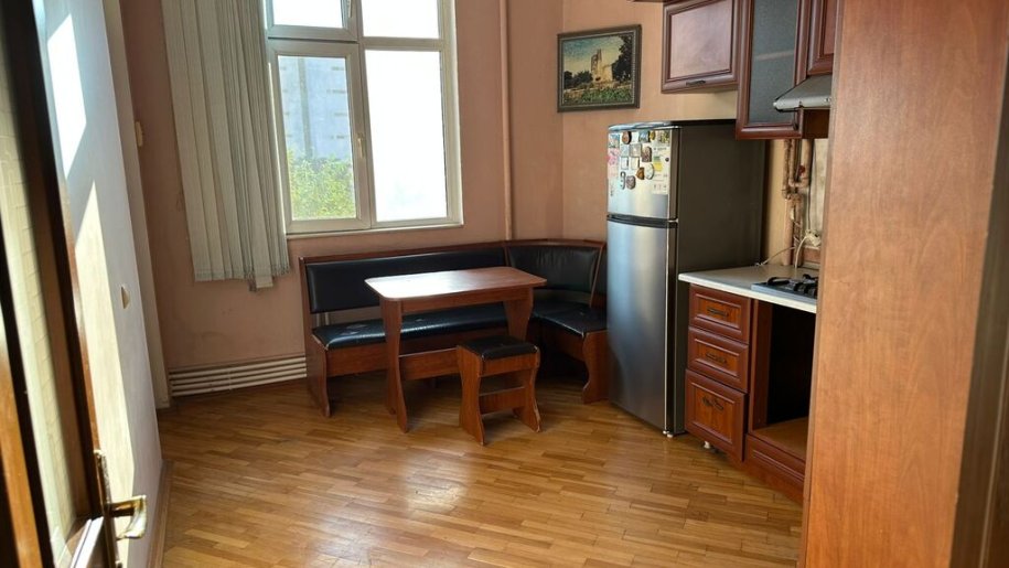 Kirayə verilir 2 otaqlı yeni tikili, 80 m², İnşaatçılar m.-5