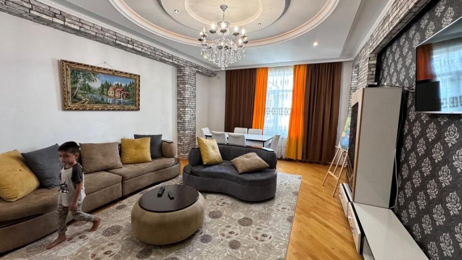 Satılır 3 otaqlı yeni tikili, 115 m², Azadlıq Prospekti m.-3